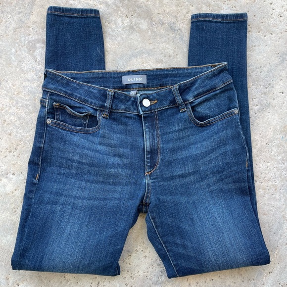 DL1961Emma Low Rise Skinny in Sulton Size 29 - Picture 1 of 13